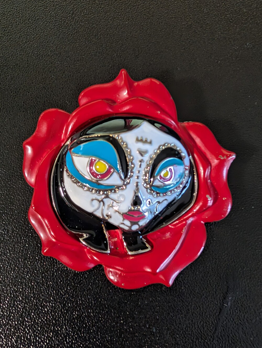 Red Rose Face Brooch Pin